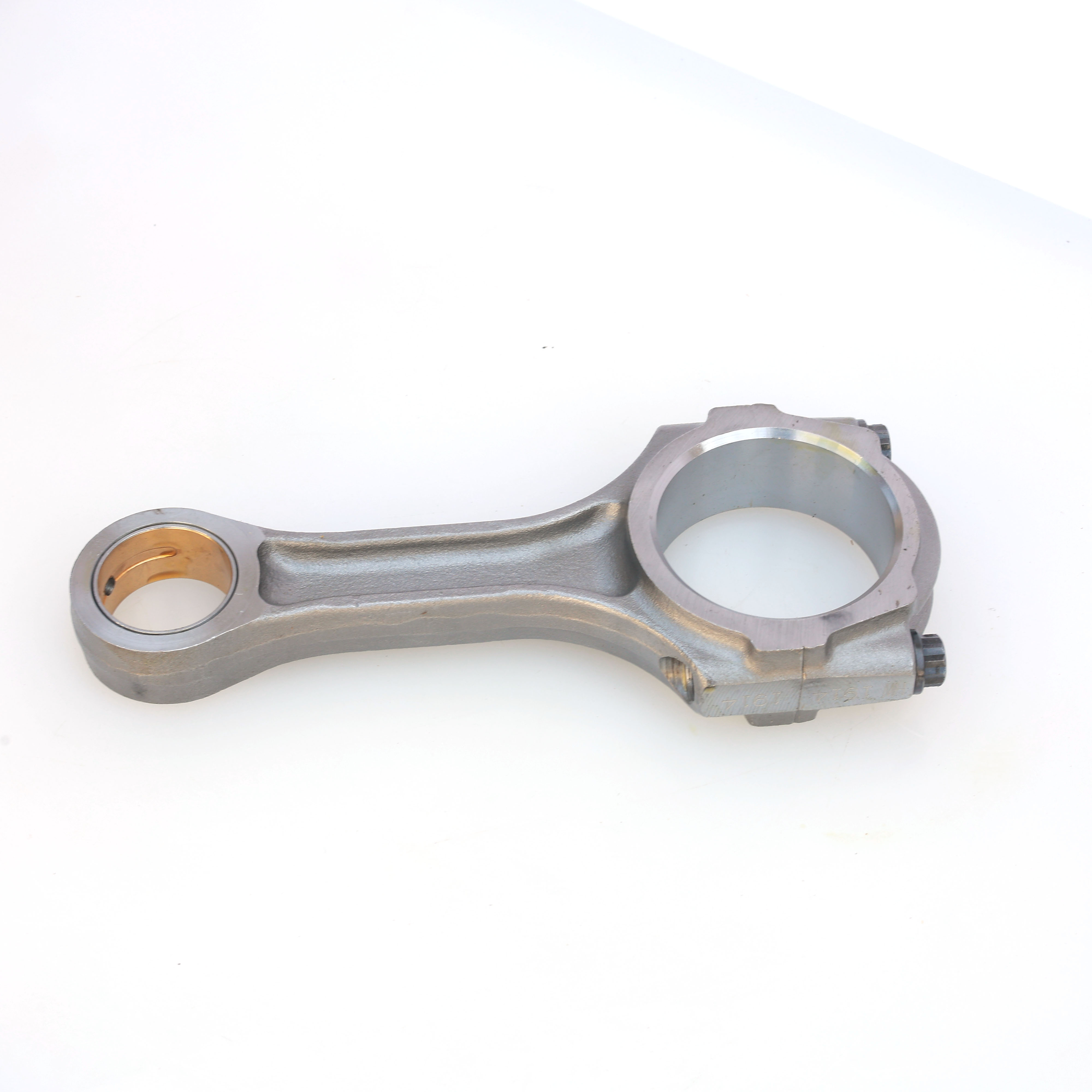 共轨柴油连杆 适配丰田2KD 2KD-FTV发动机 OEM 13201-30040
